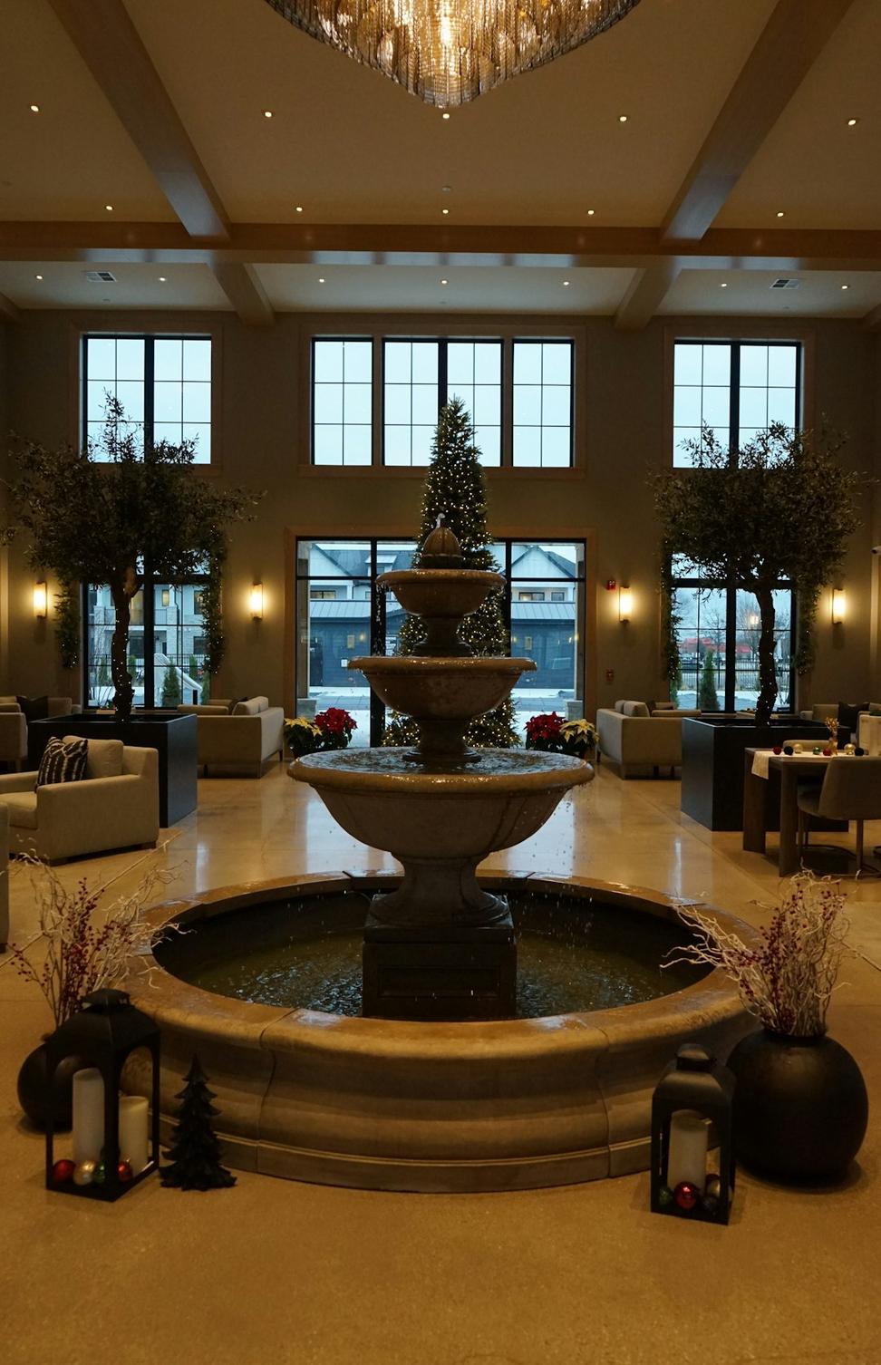 Lumareth Quintar Hotel Interior